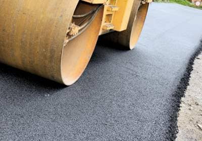 Benefits of Converting to Asphalt Driveways Thumbnail