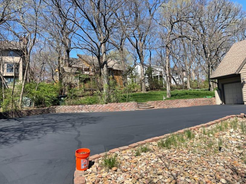 Driveway Sealcoating in Merriam, KS Thumbnail