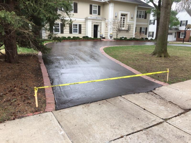 Mac-Pro Blend Hot Blended Rubberized Asphalt Sealer Thumbnail