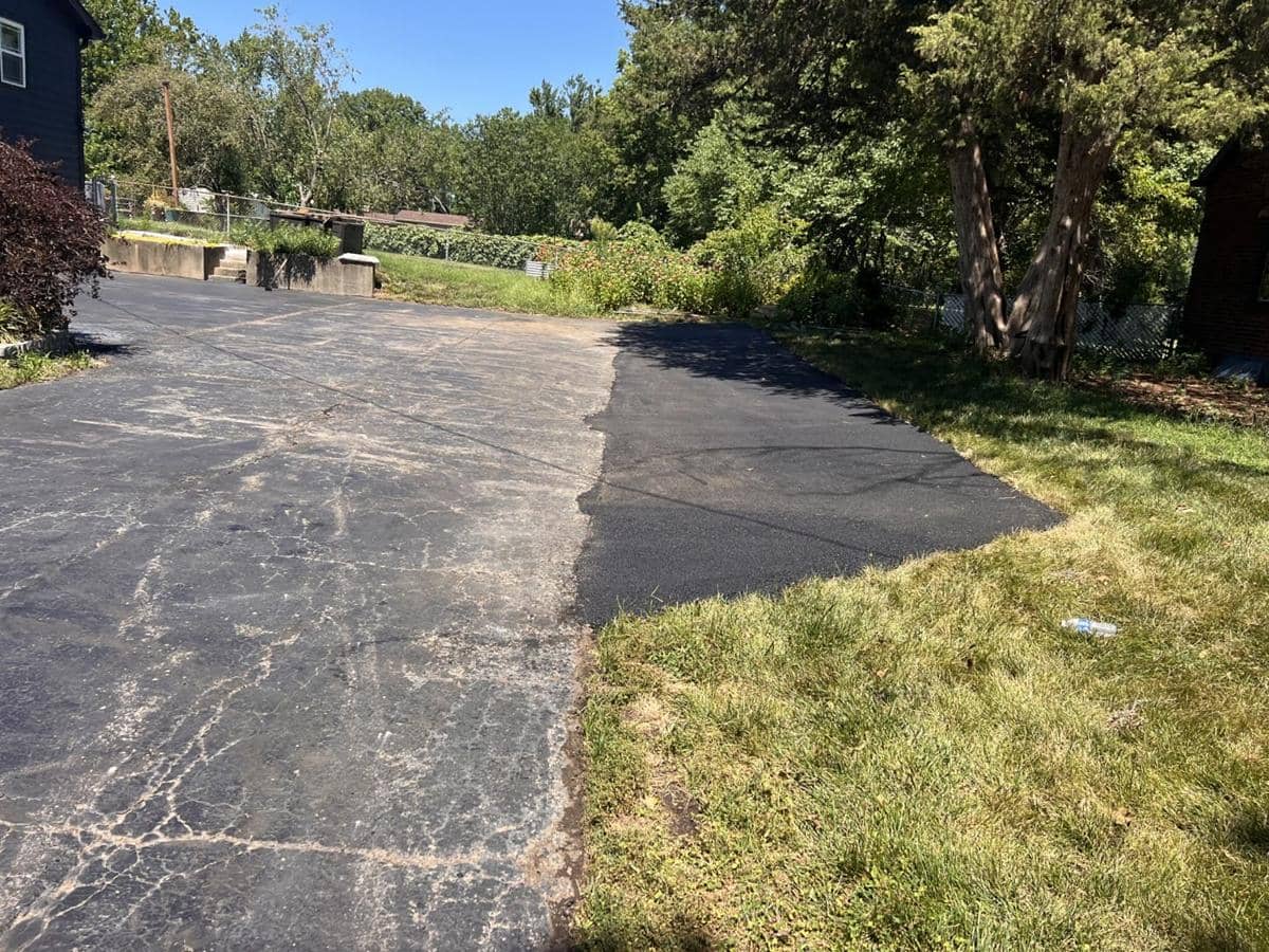 Asphalt Project in Olathe, KS Thumbnail