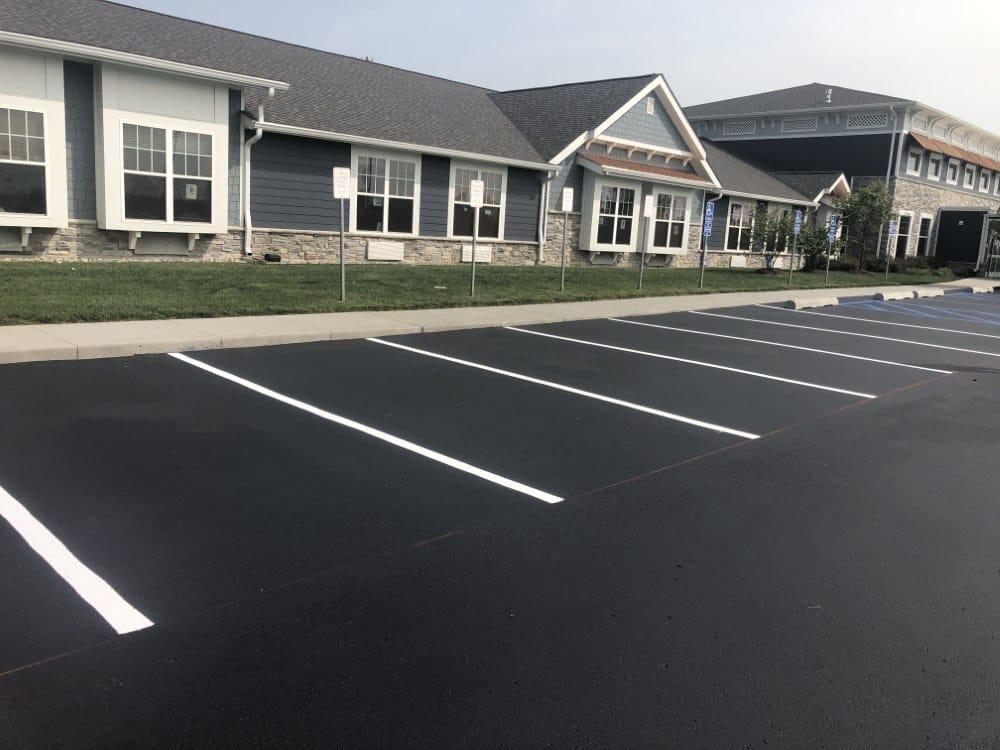 Asphalt Sealcoating and Line Striping in Kansas City, MO Thumbnail