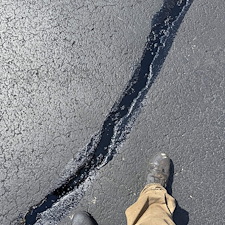 Top-quality-Crack-filling-and-sealcoating-in-Kansas-City-Missouri 0